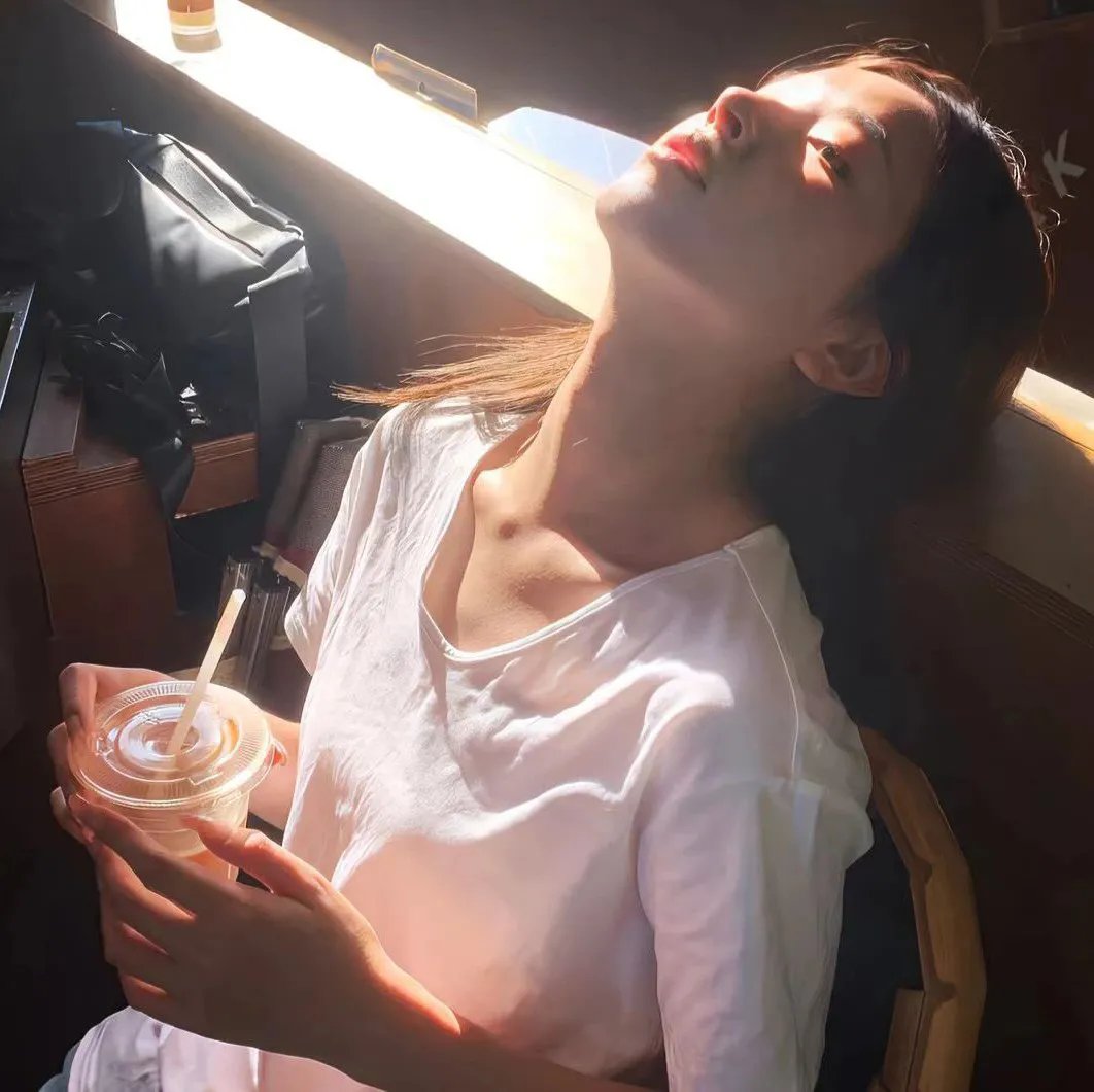 逆流的色彩